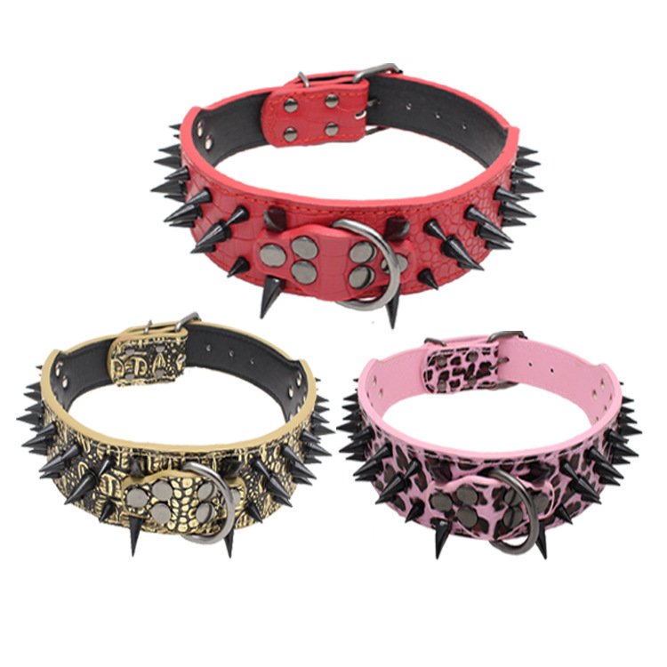 Berry Bite Resistant Dog Collar – Rivet Design, Retractable, PU